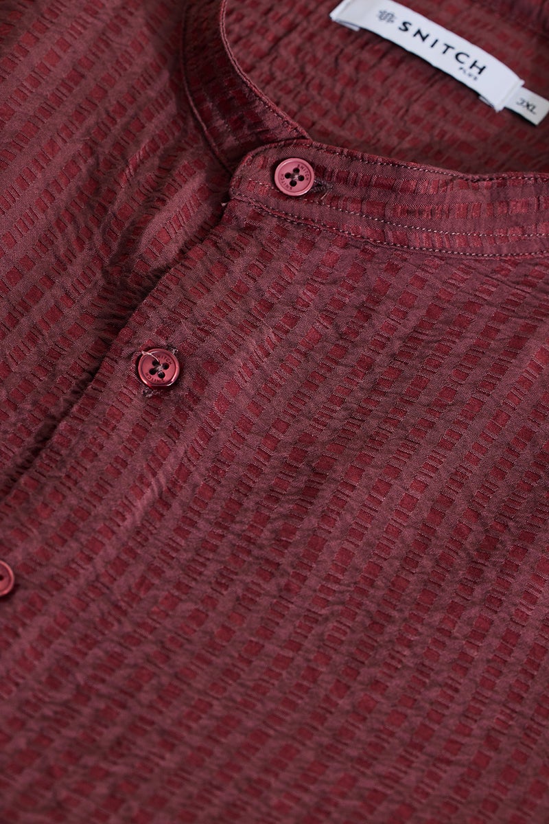 SNITCH Maroon Textured Regular Fit Plus Size Shirt - Image 2